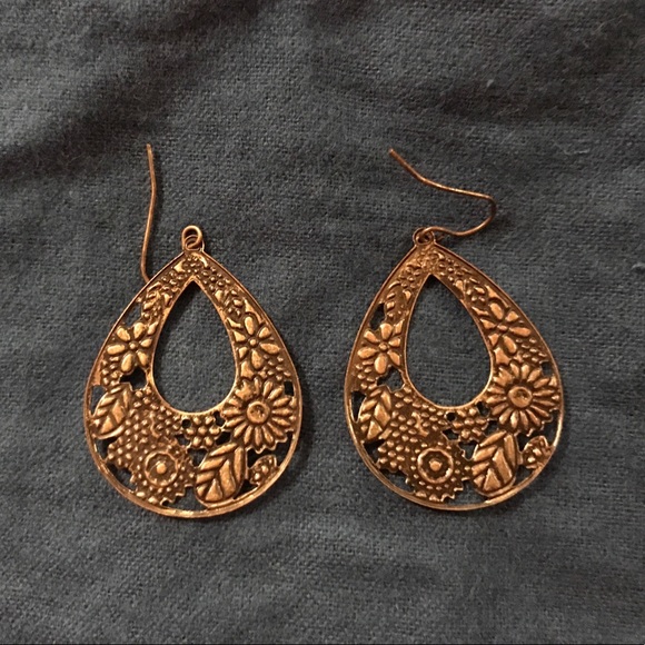 🌻Fun Floral Dangles🌻🌸🌼 - Picture 6 of 7